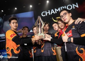 Sau 6 năm, Team Flash vẫn là đội tuyển duy nhất hoàn thành cú Grand Slam trong lịch sử Liên quân Mobile.