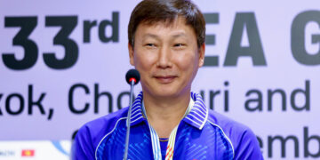 HLV Kim Sang Sik tin U22 Việt Nam sẽ vô địch ngay trên sân Rajamangala như các đàn anh đã làm được. Ảnh: Anh Khoa.