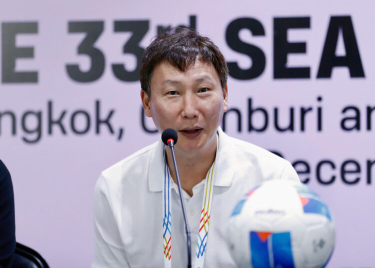 HLV Kim Sang Sik: U22 Việt Nam đặt mục tiêu vào chung kết SEA Games 33