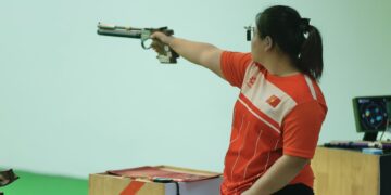 Nguyễn Thuỳ Trang xuất sắc vượt qua xạ thủ từng lọt top 3 Olympic để giành tấm HCV châu Á 2026. Ảnh: Minh Quyết