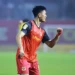 Tiền đạo Gia Hưng ghi bàn thắng quyết định, giúp Ninh Bình FC đánh bại PVF-CAND 3-2 trong trận tứ kết Cúp Quốc gia 2025/26.