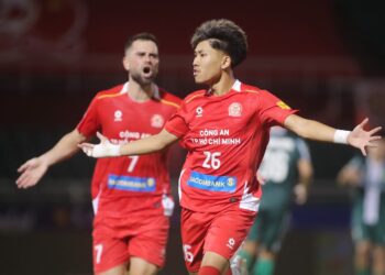 Tiền đạo Khoa Ngô đang là cái tên được nhắc đến nhiều nhất ở cả sân chơi V.League cũng như Cúp Quốc gia 2025/26.