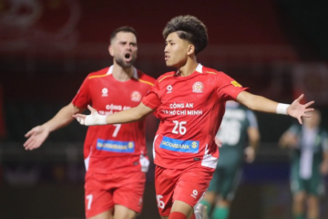 Tiền đạo Khoa Ngô đang là cái tên được nhắc đến nhiều nhất ở cả sân chơi V.League cũng như Cúp Quốc gia 2025/26.