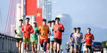 Hàng ngàn VĐV đang tích cực tập luyện trước thềm giải Tiền Phong Marathon 2026 diễn ra tại Nha Trang, Khánh Hoà. Ảnh: Minh Nguyệt