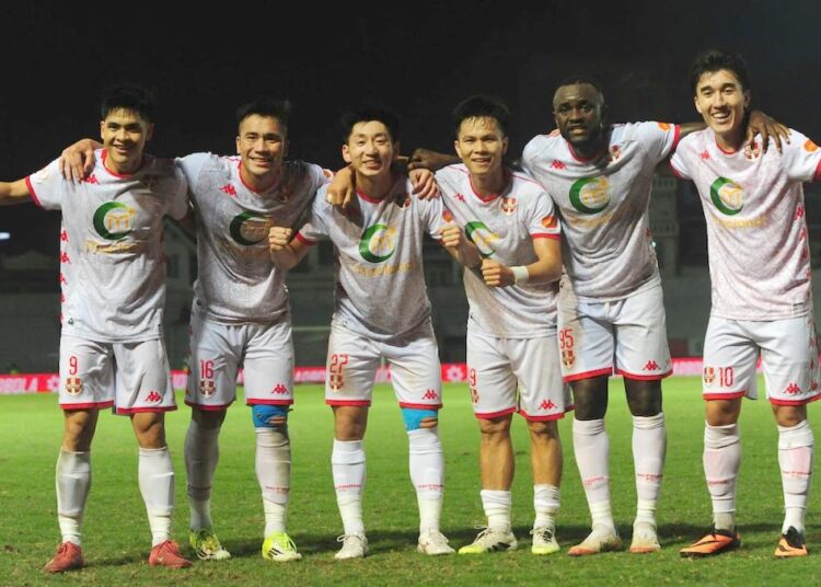 Hải Phòng có chiến thắng quan trọng 1-0 trước Hà Nội tại vòng 17.