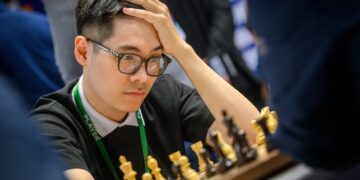 Lê Tuấn Minh bất bại sau 13 ván đấu để lên ngôi vô địch. Ảnh: Chess.com