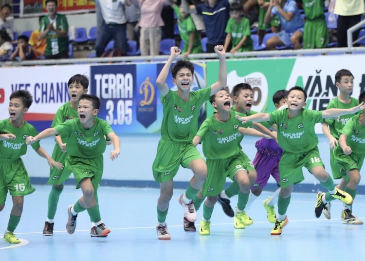 U11 HVBĐ Trường Tươi Đồng Nai xuất sắc giành quyền dự vòng tứ kết trong lần đầu tham dự giải. Ảnh: Gia Hân.