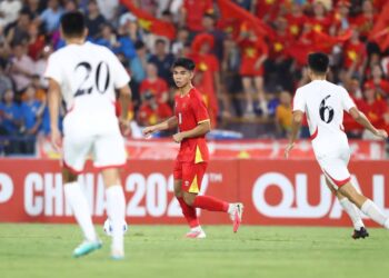 Tiền vệ Lê Phát sẽ không thể góp mặt trong hai trận đấu còn lại của U20 Việt Nam. Ảnh: VFF.